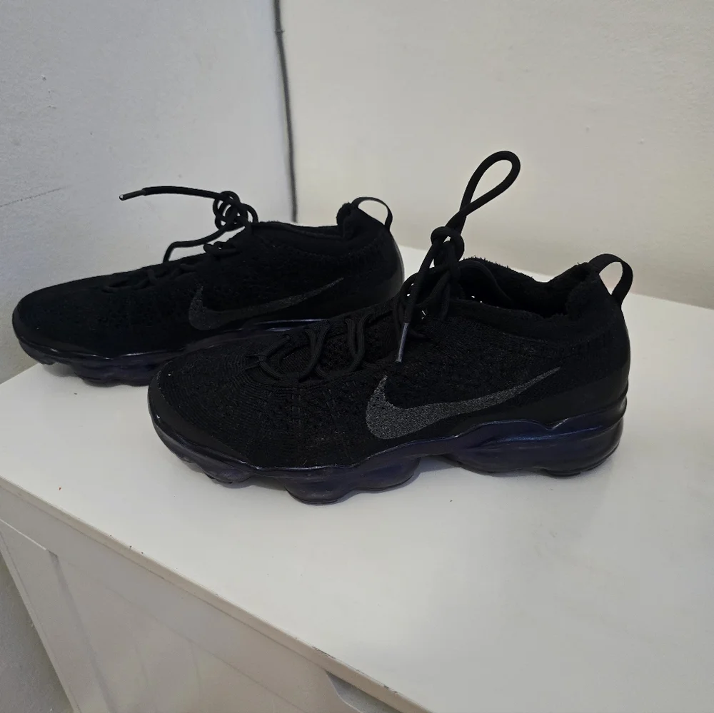 Nike Kids Air VaporMax Flyknit Sneakers - Black Size 38.5